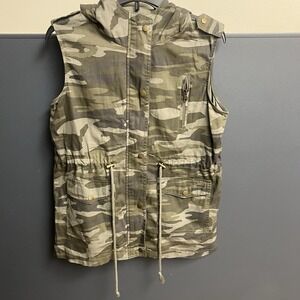 Zenana Outfitters Utility Vest Camouflage Hooded Sleeveless Camo Women's‎ Small